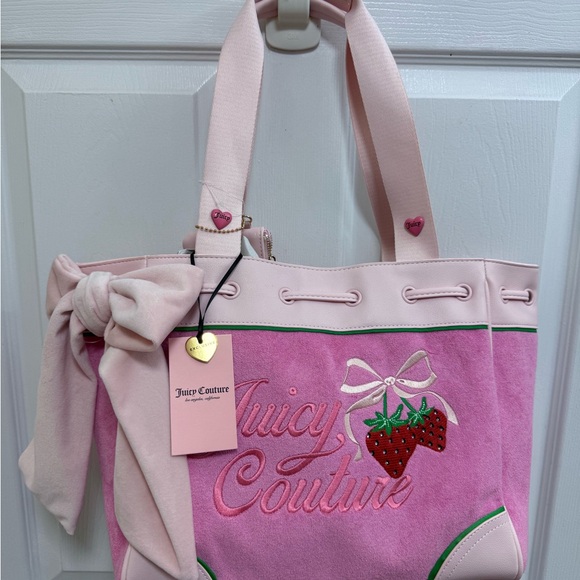 NWT Juicy Couture Pink Strawberry 🍓 Daydreamer Tote in Cherry 🍒 Blossom - Picture 3 of 9